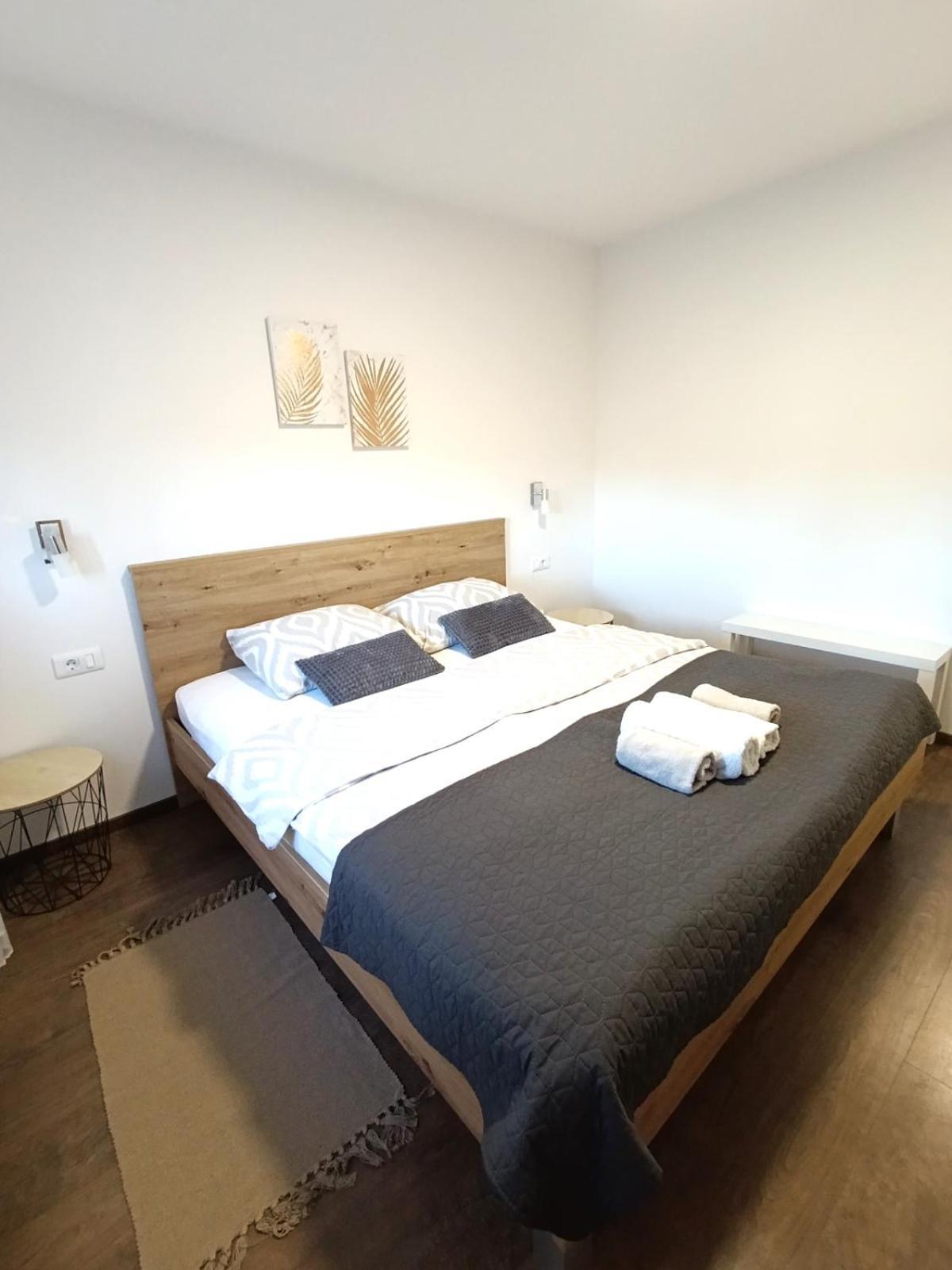 Kraljeva Hiza - Apartmani I Sobe Kralj Sveti Martin Na Muri Exterior photo